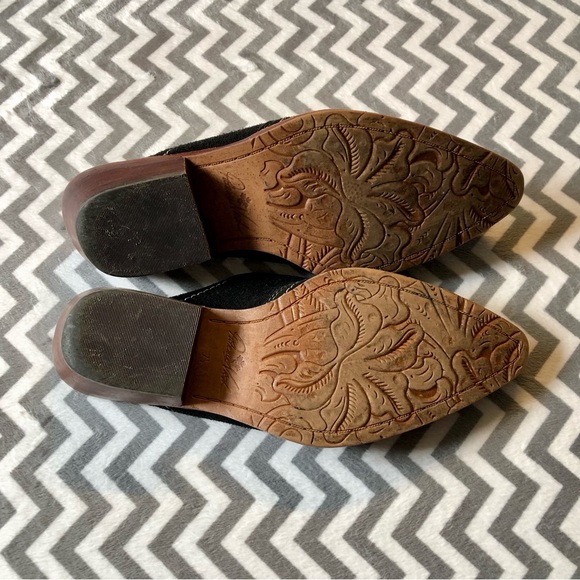 Delightful Patricia Nash Black Suede Country-Western Slip-on Mules, Size 7.5 - Picture 4 of 4